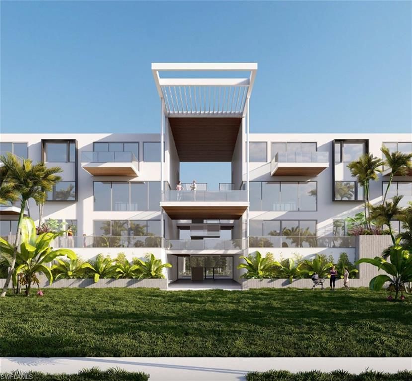 Backyard, Exterior, Facade, Modern