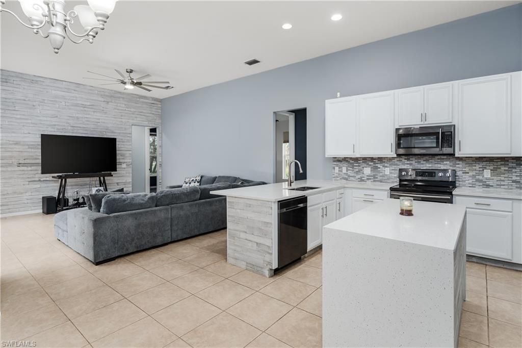 Interior, Kitchen, Living room, Recessed Lighting