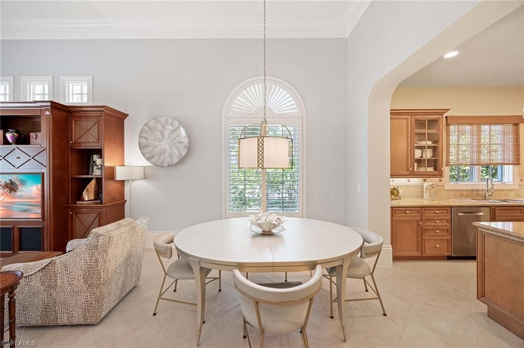Dining room, Interior, Kitchen, Pendant Lights, Recessed Lighting