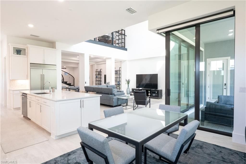 Dining room, Interior, Kitchen, Living room, Recessed Lighting