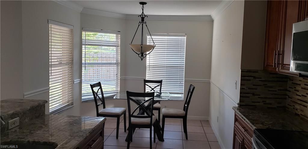 Dining room, Interior, Pendant Lights