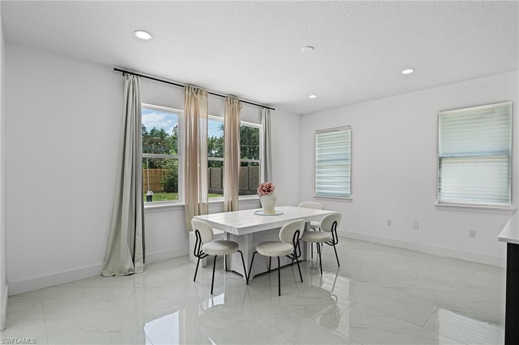 Dining room, Interior, Marble, Recessed Lighting
