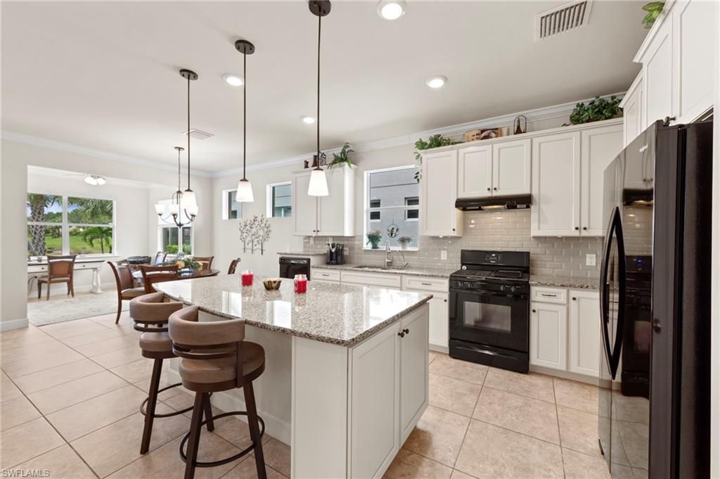 Dining room, Interior, Kitchen, Pendant Lights, Recessed Lighting
