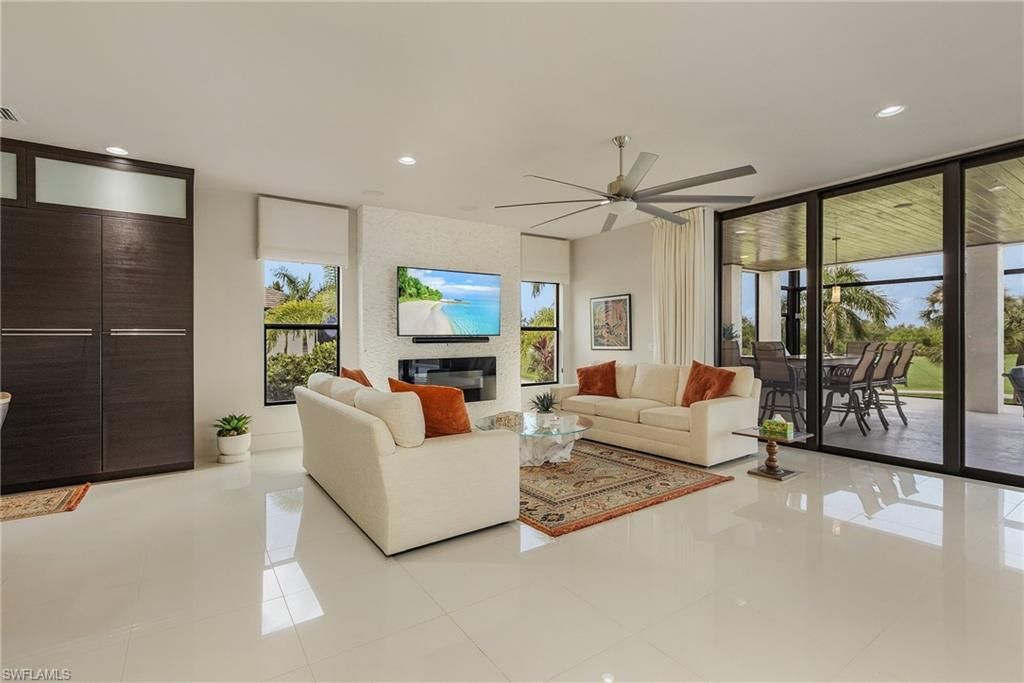 Fireplace, Interior, Living room, Recessed Lighting