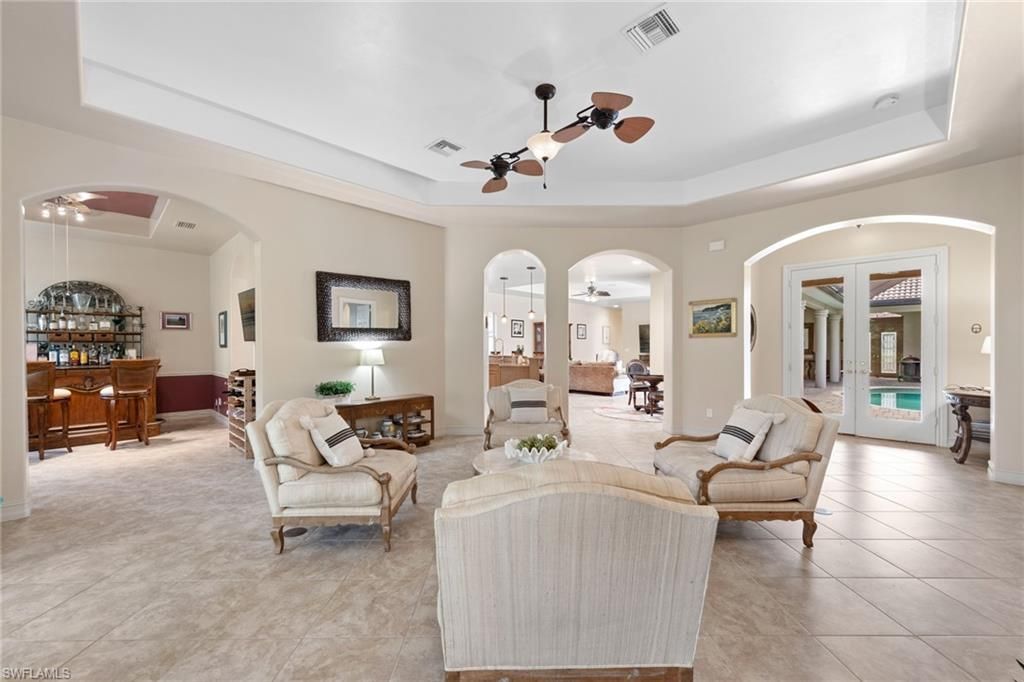Interior, Living room, Pendant Lights