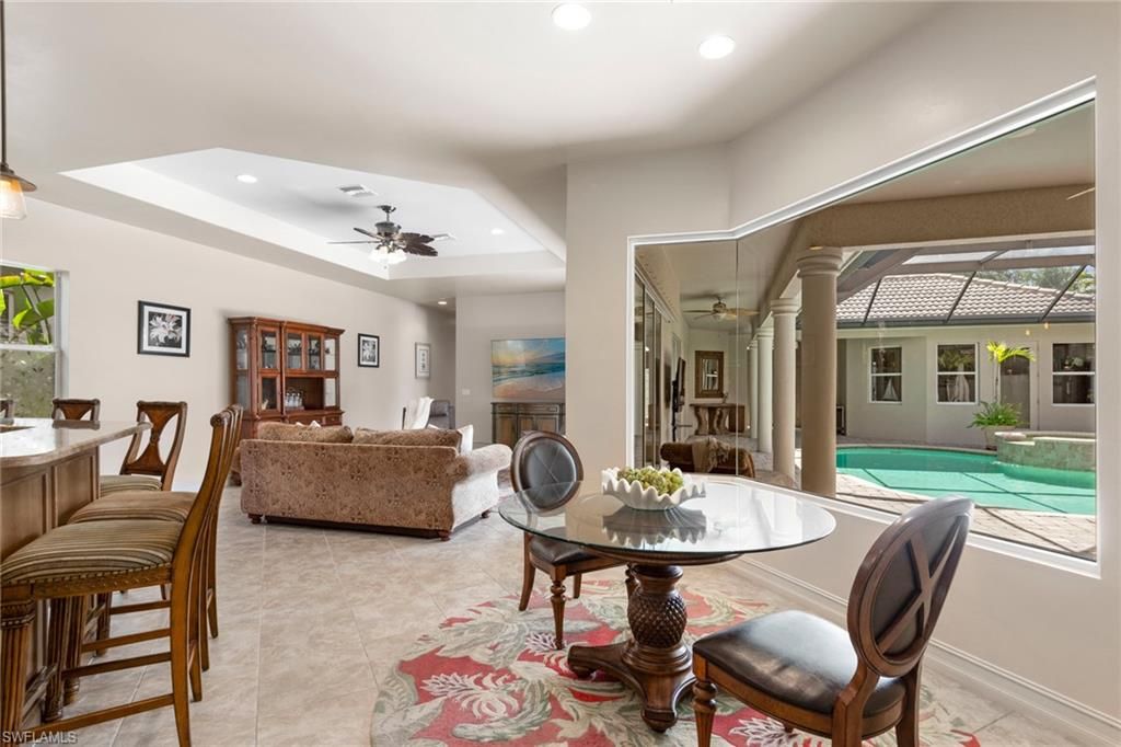 Dining room, Interior, Living room, Pendant Lights, Pool, Recessed Lighting