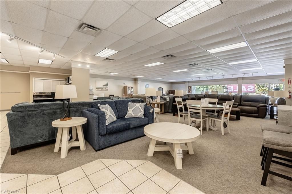 Dining room, Interior, Living room, Recessed Lighting