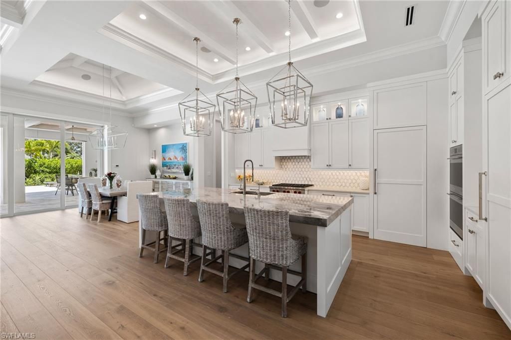 Chandelier, Interior, Living room, Recessed Lighting, Wood Texture Flooring