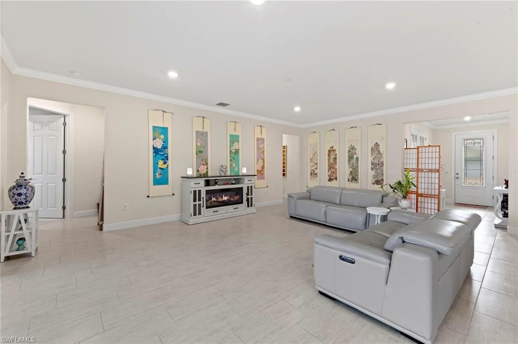 Fireplace, Interior, Living room, Recessed Lighting