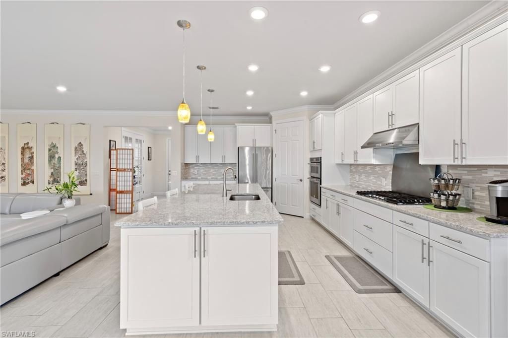 Interior, Kitchen, Pendant Lights, Recessed Lighting, Stainless Steel Appliances
