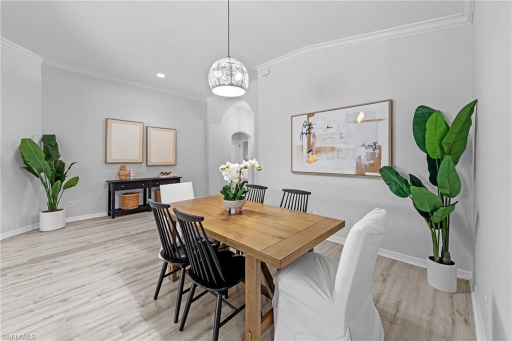 Dining room, Interior, Pendant Lights, Recessed Lighting, Wood Texture Flooring