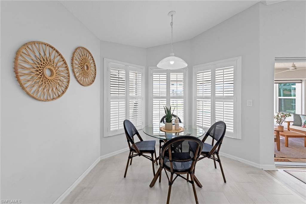 Dining room, Interior, Pendant Lights