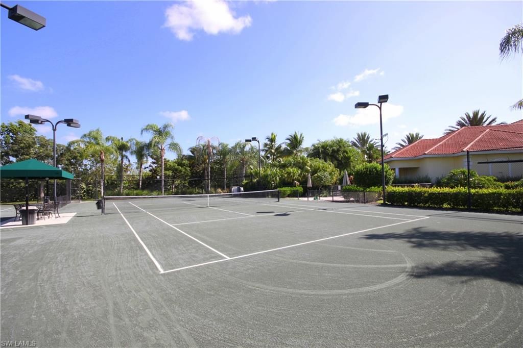 Exterior, Tennis Courts