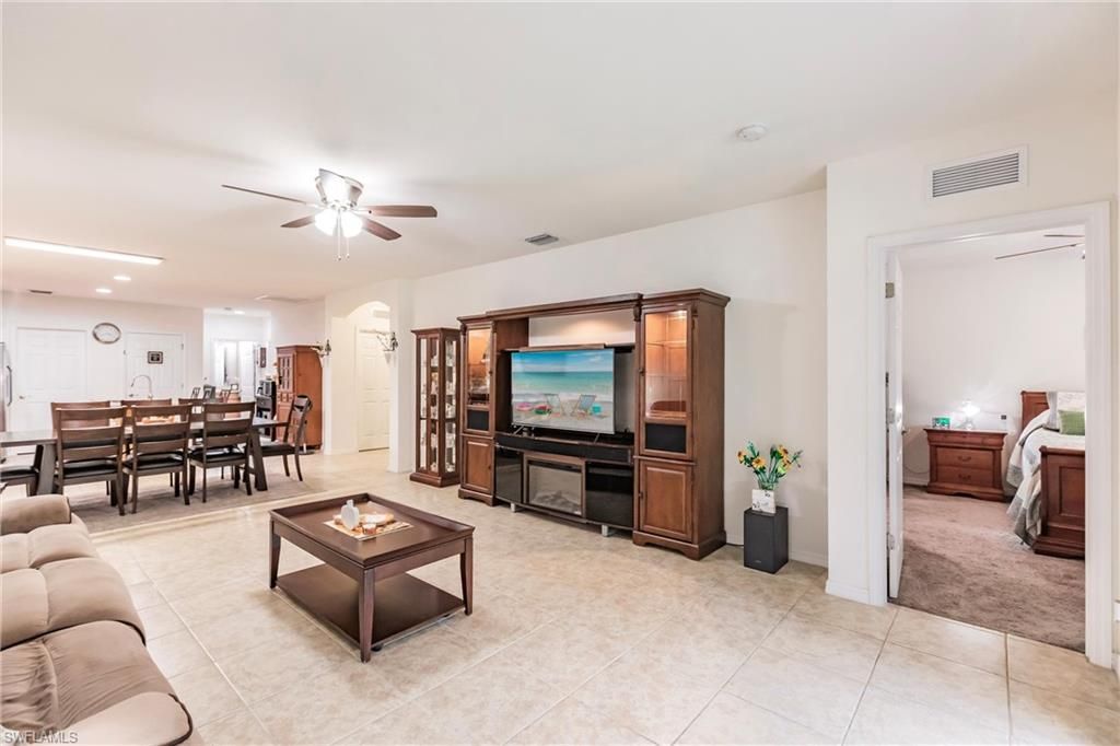 Dining room, Interior, Living room, Recessed Lighting
