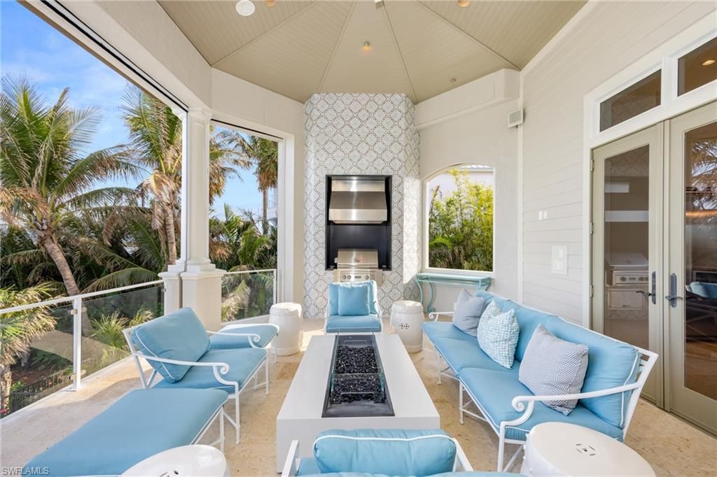 Interior, Living room, Sun Room