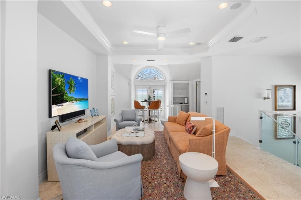 Dining room, Interior, Living room, Recessed Lighting