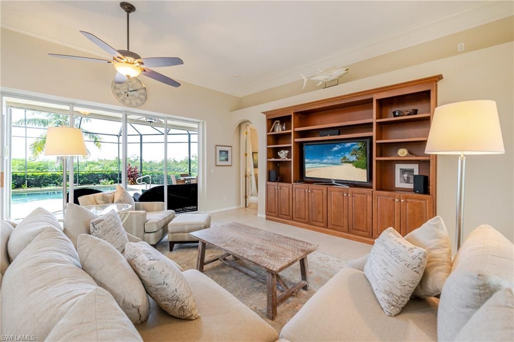 Interior, Living room