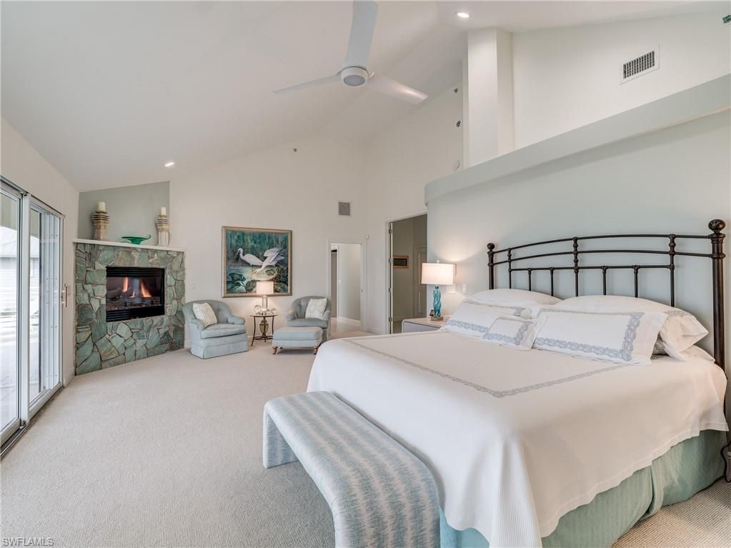 Bedroom, Fireplace, Interior, Recessed Lighting