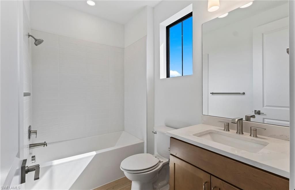 Bathroom, Interior, Recessed Lighting, Wood Texture Flooring