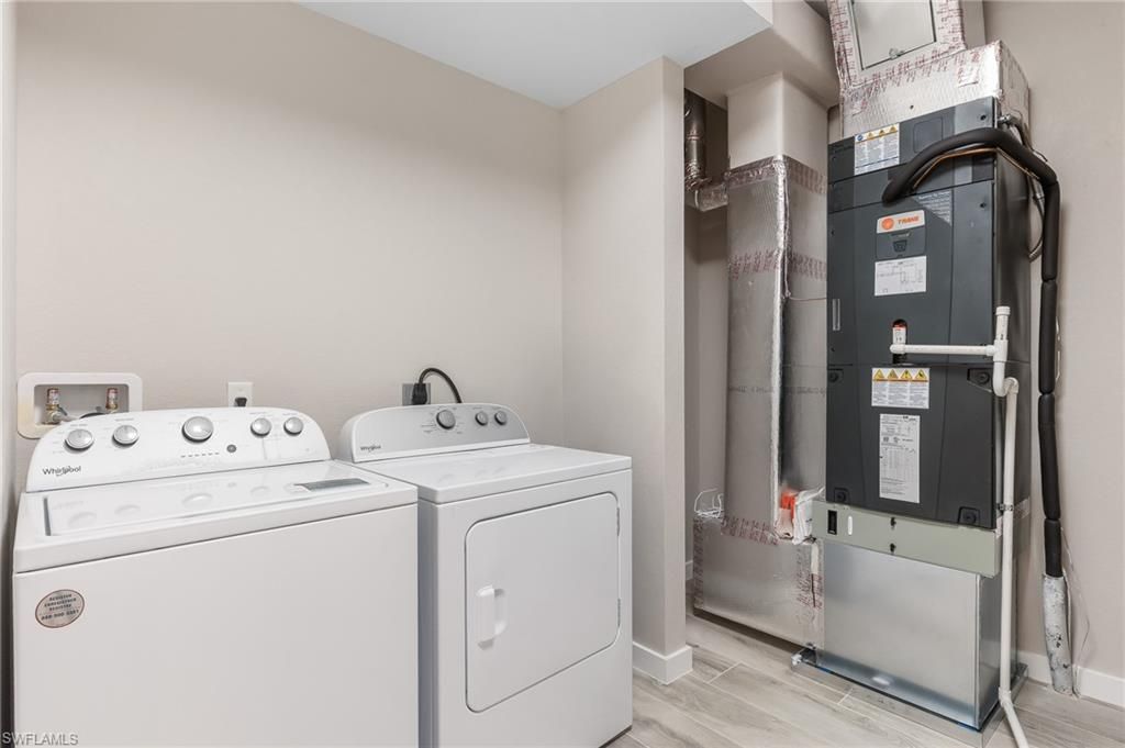 Interior, Utility Closets, Washer, Wood Texture Flooring