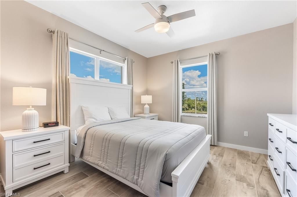Bedroom, Interior, Water, Wood Texture Flooring