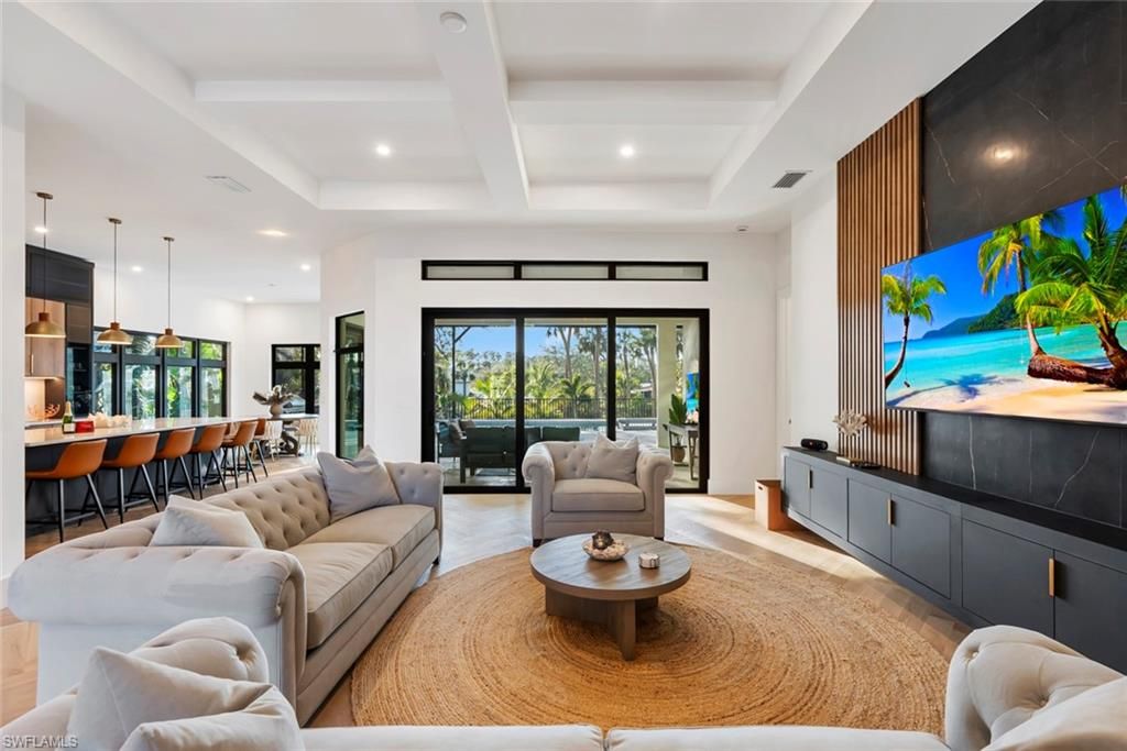 Dining room, Interior, Kitchen, Living room, Pendant Lights, Recessed Lighting