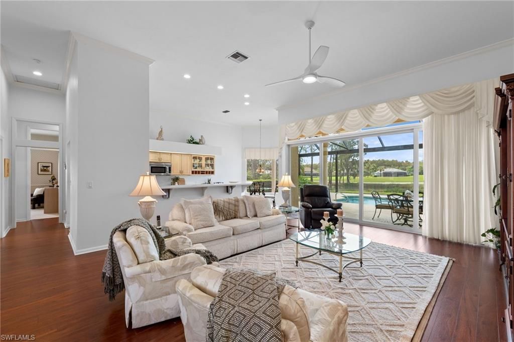 Interior, Kitchen, Living room, Pendant Lights, Recessed Lighting, Wood Texture Flooring