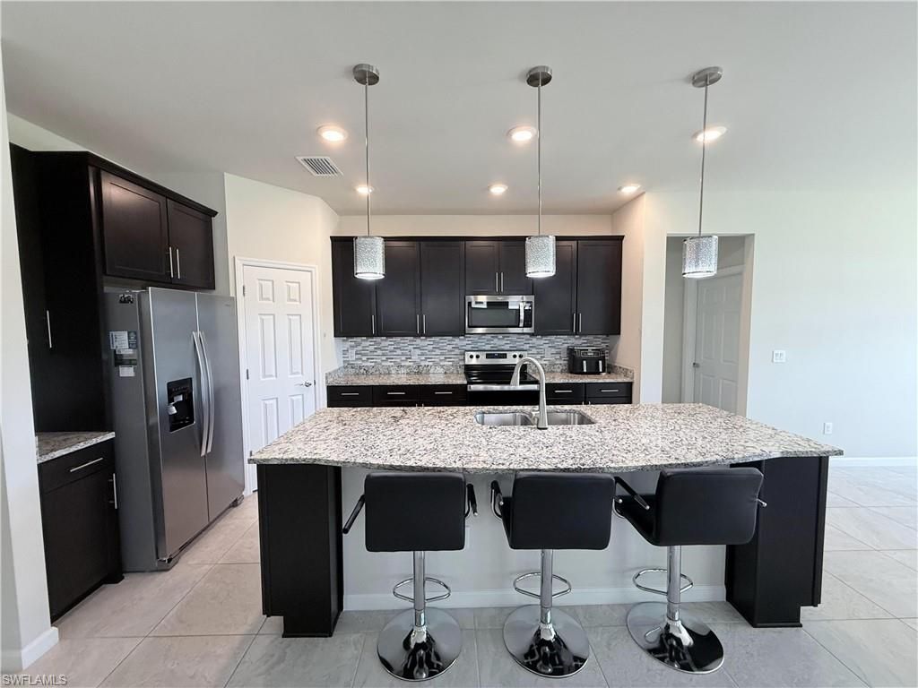 Interior, Kitchen, Pendant Lights, Recessed Lighting, Stainless Steel Appliances