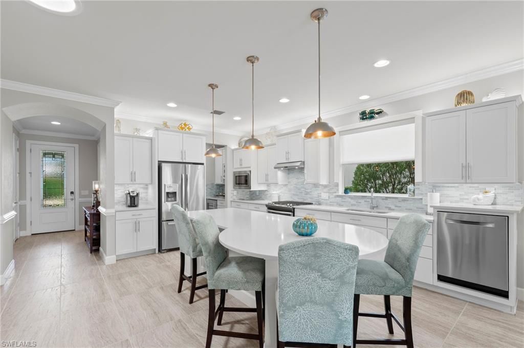 Interior, Kitchen, Pendant Lights, Recessed Lighting, Stainless Steel Appliances