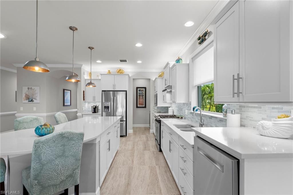 Interior, Kitchen, Pendant Lights, Recessed Lighting, Stainless Steel Appliances