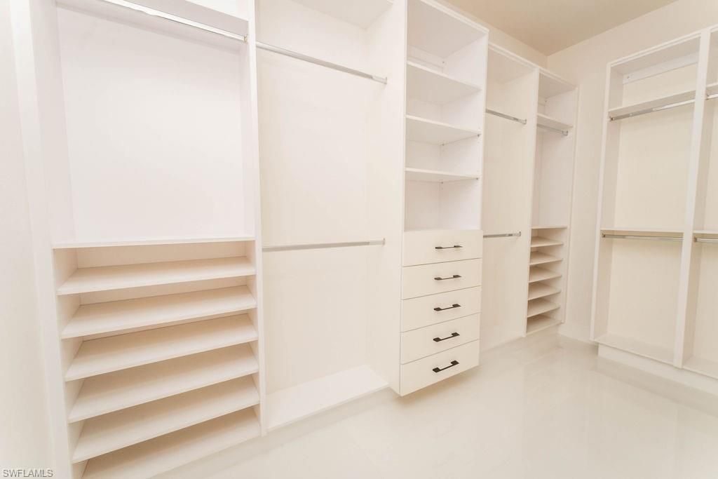 Interior, Walk-in Closets