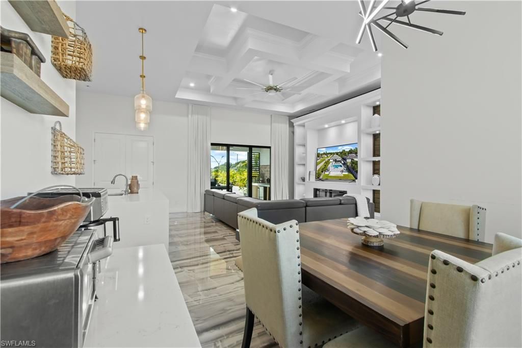 Dining room, Interior, Living room, Marble, Pendant Lights, Recessed Lighting