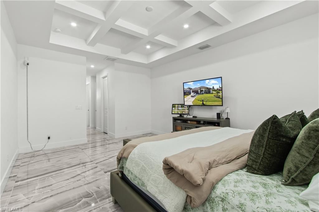 Bedroom, Interior, Marble, Recessed Lighting