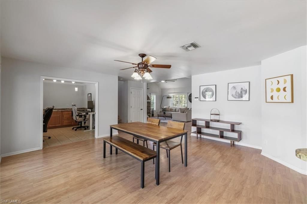 Dining room, Interior, Wood Texture Flooring