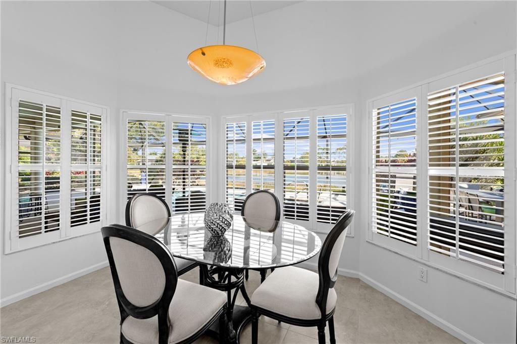 Dining room, Interior, Pendant Lights