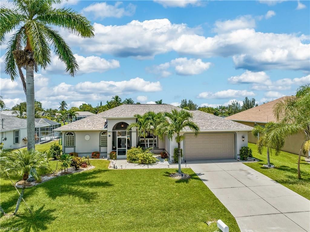 Attached, Backyard, Exterior, Facade, Ranch