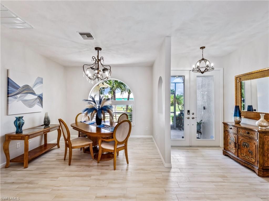 Chandelier, Dining room, Interior, Pendant Lights, Wood Texture Flooring