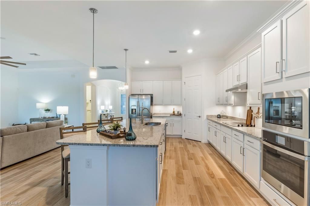 Interior, Kitchen, Living room, Pendant Lights, Recessed Lighting, Stainless Steel Appliances, Wood Texture Flooring