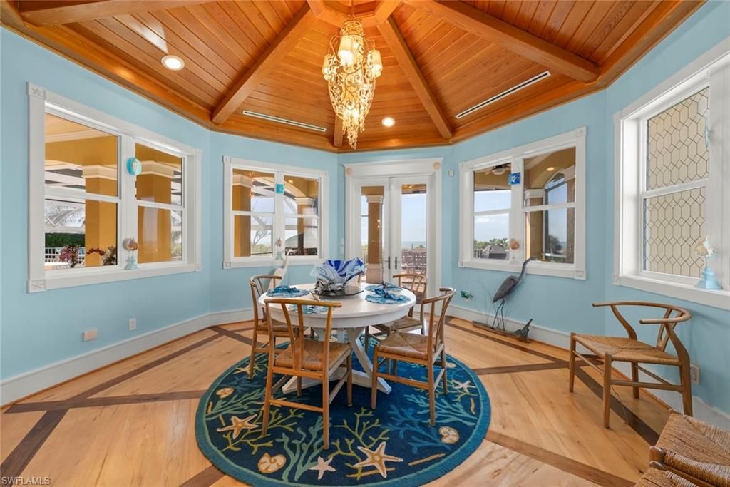 Chandelier, Dining room, Interior, Recessed Lighting, Wooden Beams, Wooden Ceilings, Wood Texture Flooring