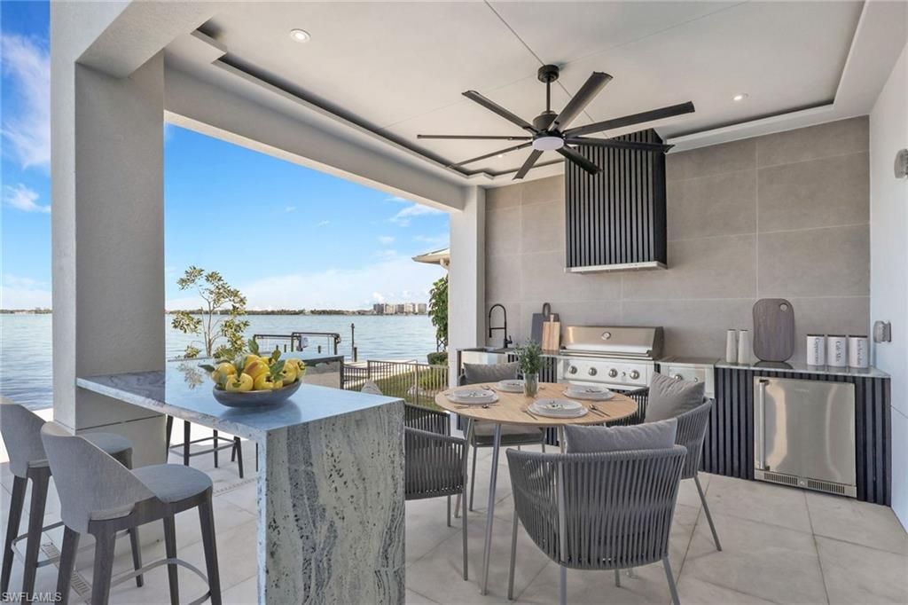 Exterior, Outdoor Kitchen, Recessed Lighting, Water