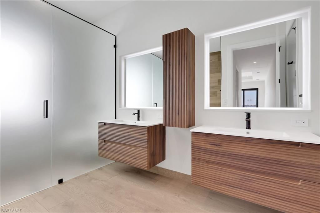 Bathroom, Dual Sink Vanities, Interior, Recessed Lighting, Wood Texture Flooring