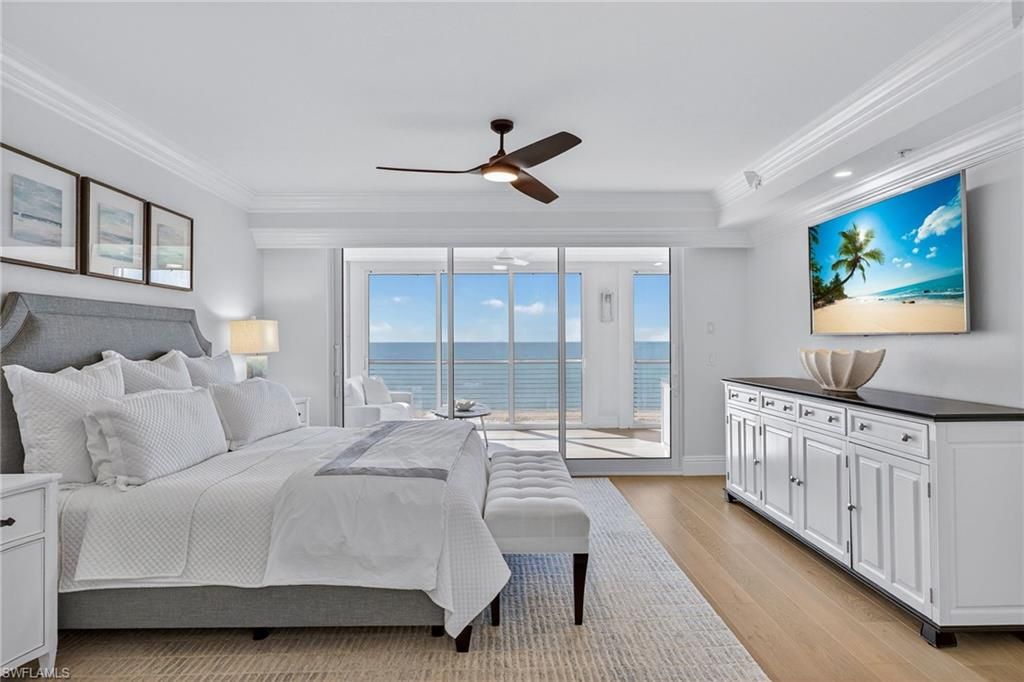 Bedroom, Interior, Recessed Lighting, Water, Wood Texture Flooring