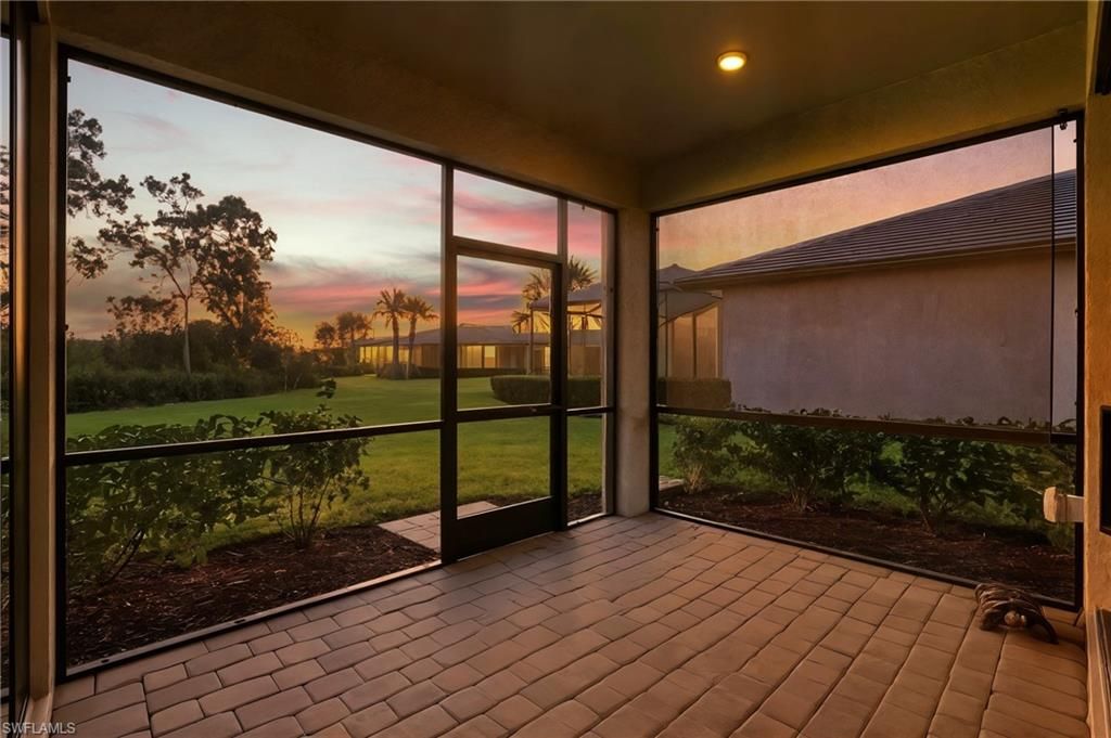 Interior, Recessed Lighting, Sun Room
