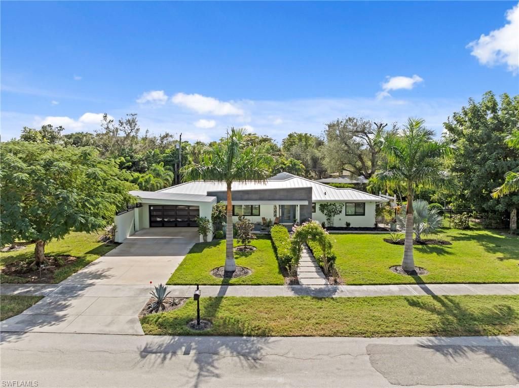 Attached, Backyard, Exterior, Facade, Ranch