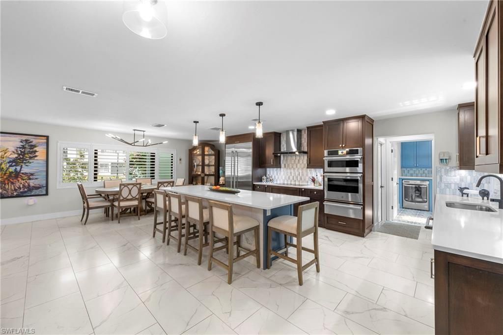 Dining room, Interior, Kitchen, Marble, Pendant Lights, Recessed Lighting, Stainless Steel Appliances