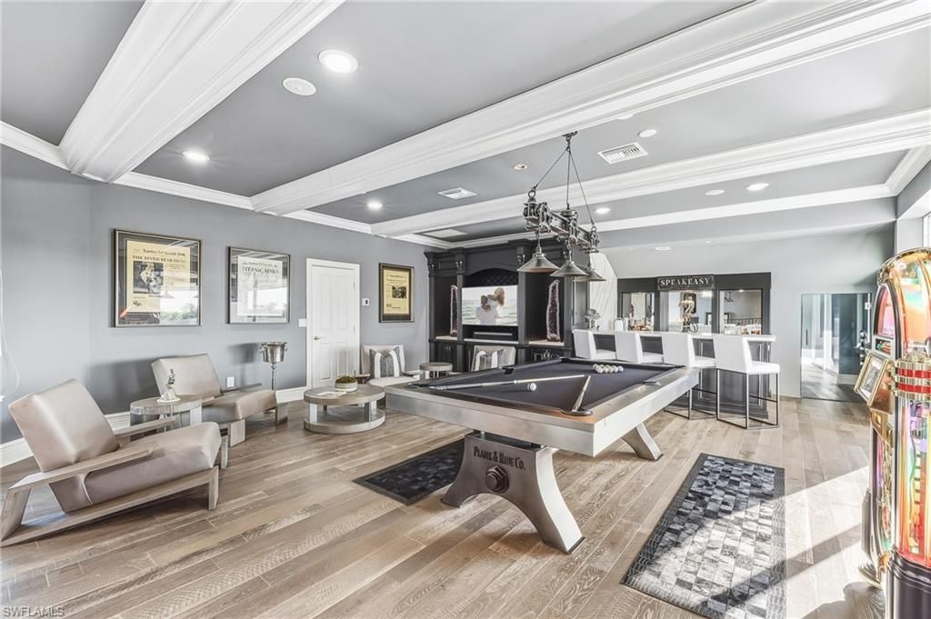 Billiard Table, Game Room, Interior, Living room, Pendant Lights, Recessed Lighting, Wood Texture Flooring