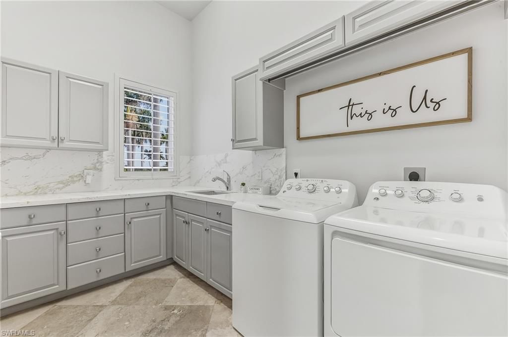 Interior, Marble Walls, Washer