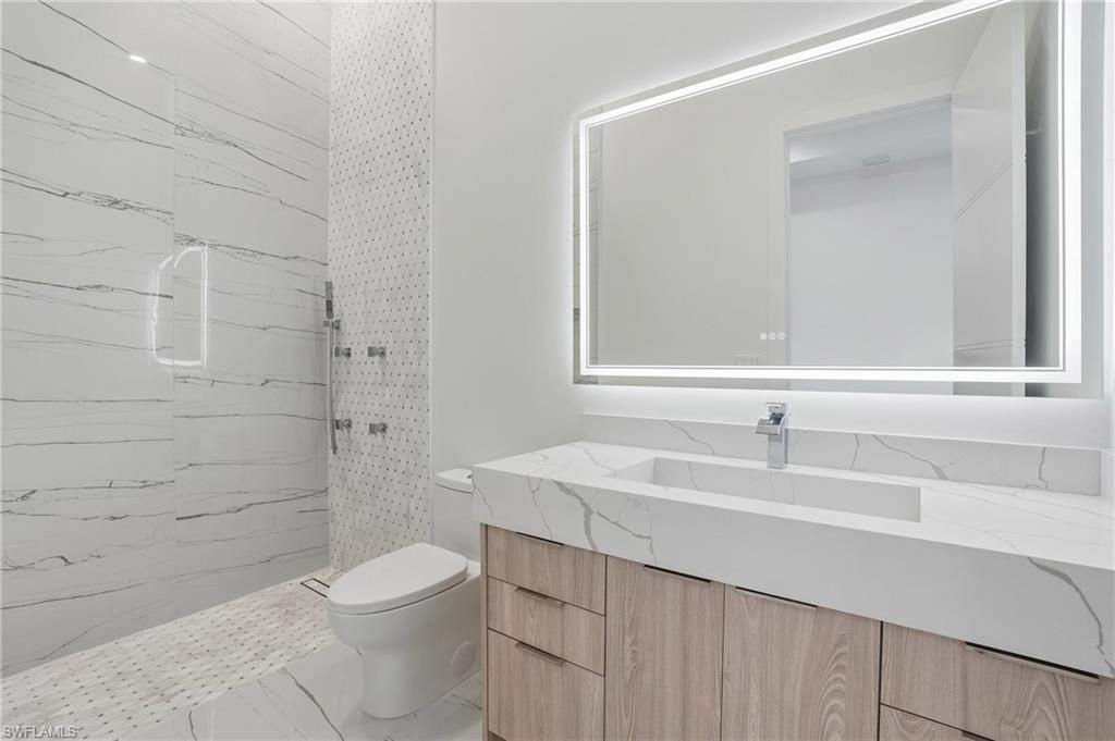 Bathroom, Interior, Marble Walls