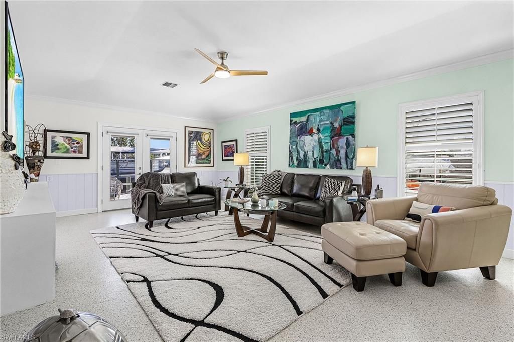 Interior, Living room