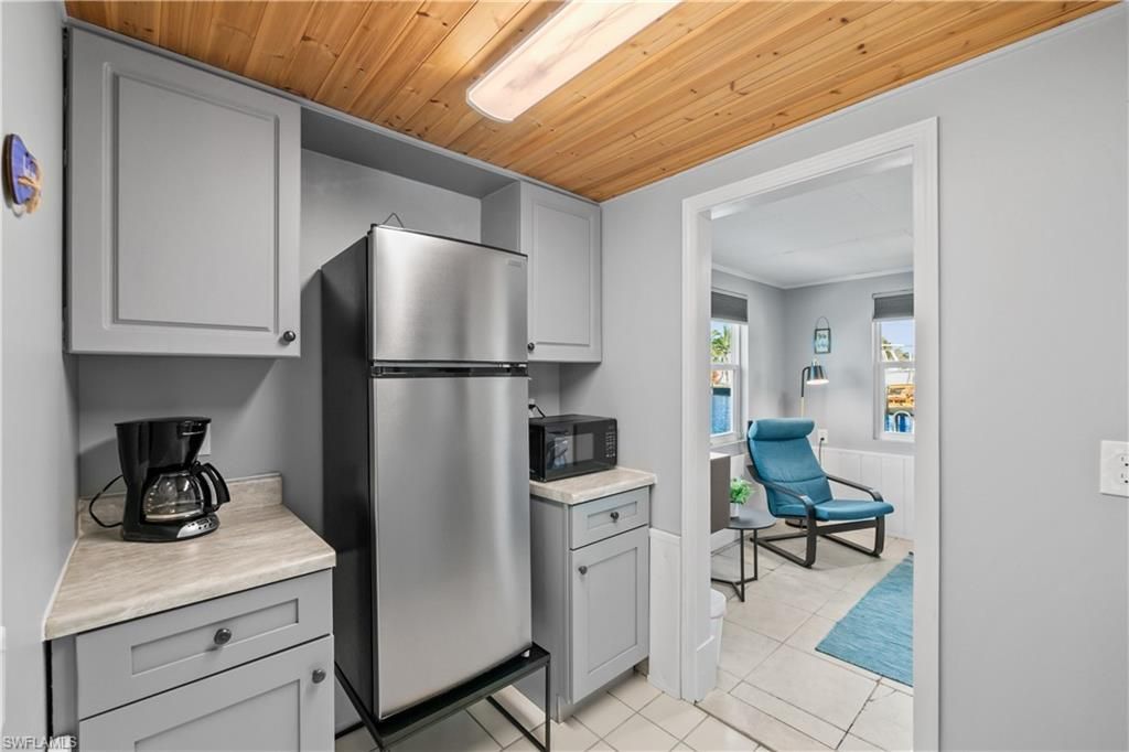 Interior, Kitchen, Wooden Ceilings